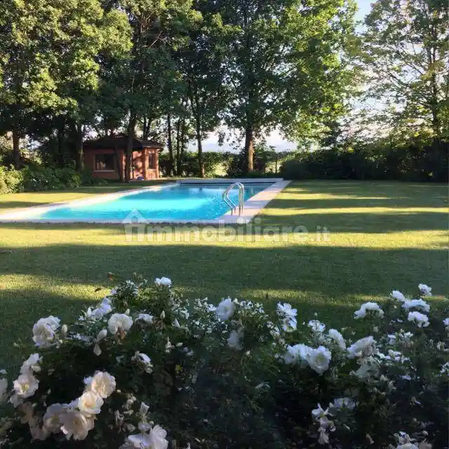 Villa in vendita a Piacenza