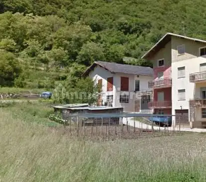 Casa indipendente in vendita a Ronzo-Chienis