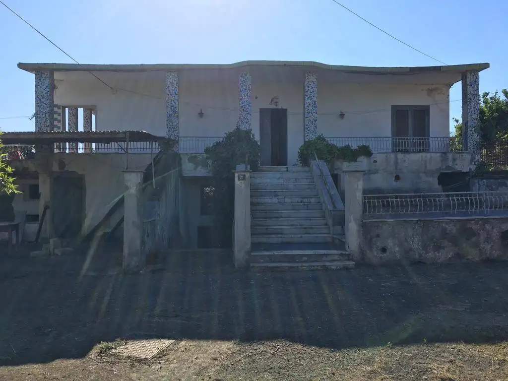 Villa in vendita a Trecase