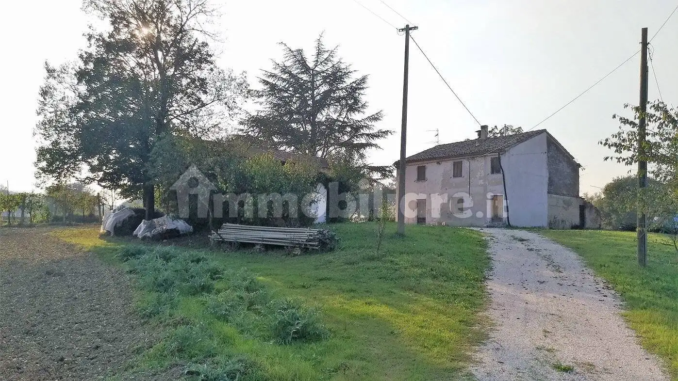 Rustico - Casale in vendita a Barbara