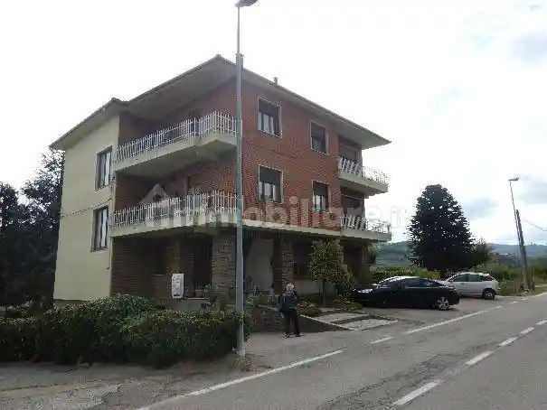 Appartamento in vendita a Vesime