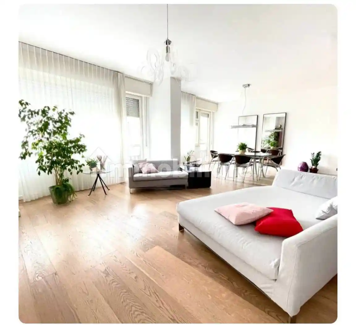 Appartamento in vendita a Livorno