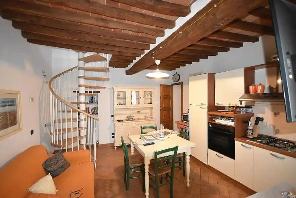 Casa indipendente in affitto a Forte dei Marmi
