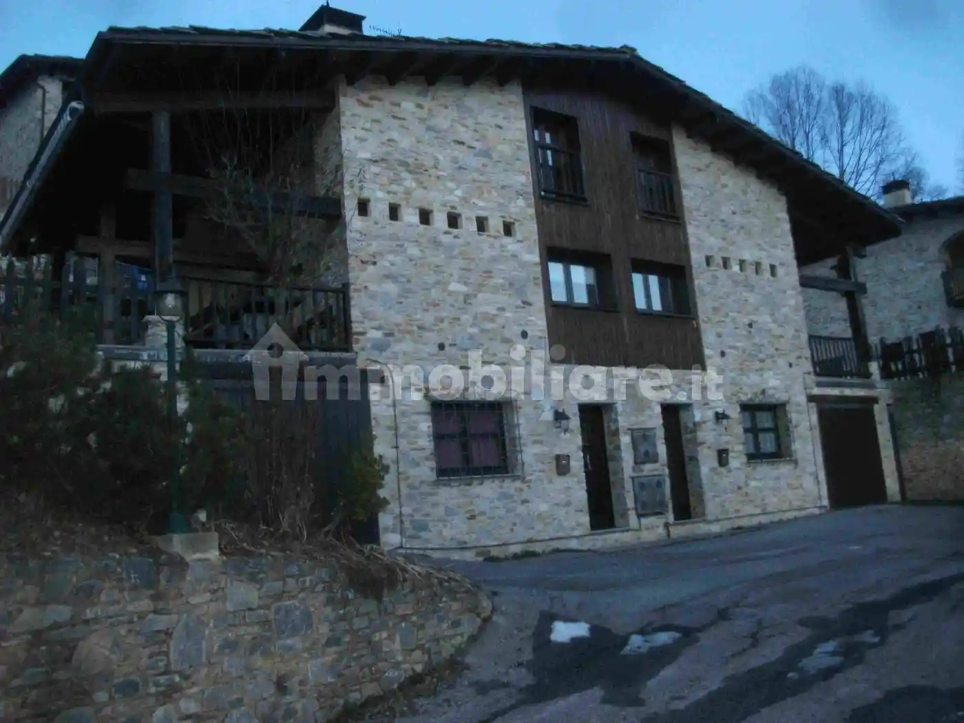 Appartamento in vendita a Roburent