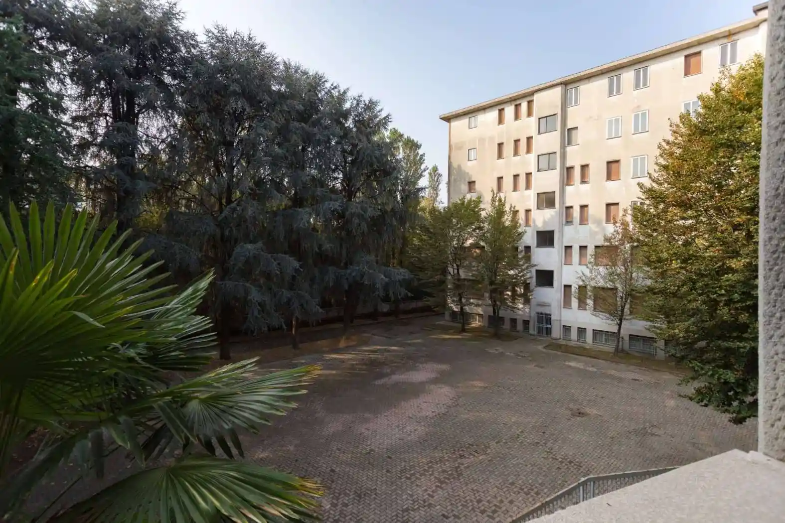 Palazzo - Edificio in vendita a Cinisello Balsamo