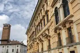 Palazzo - Edificio in vendita a Piacenza