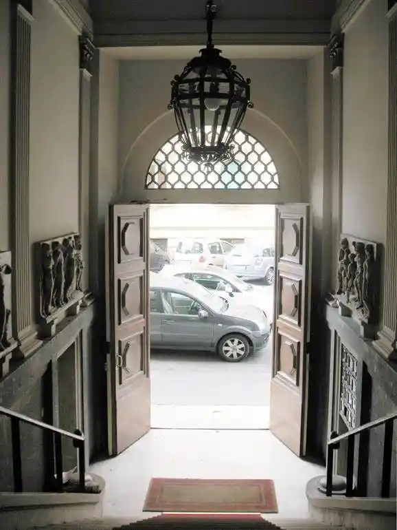 Palazzo - Edificio in vendita a Roma