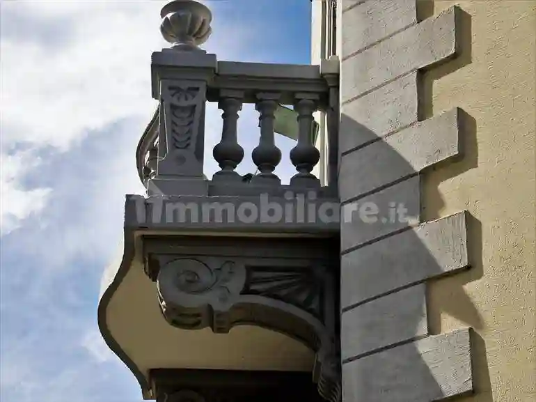 Palazzo - Edificio - foto 2