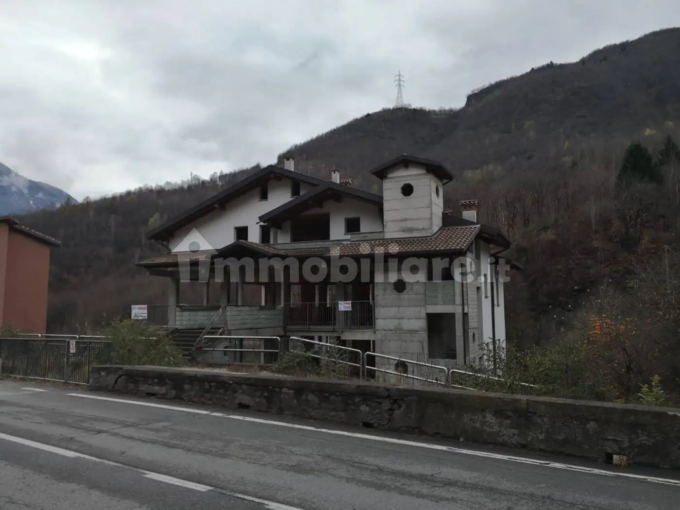 Palazzo - Edificio in Vendita - foto 3