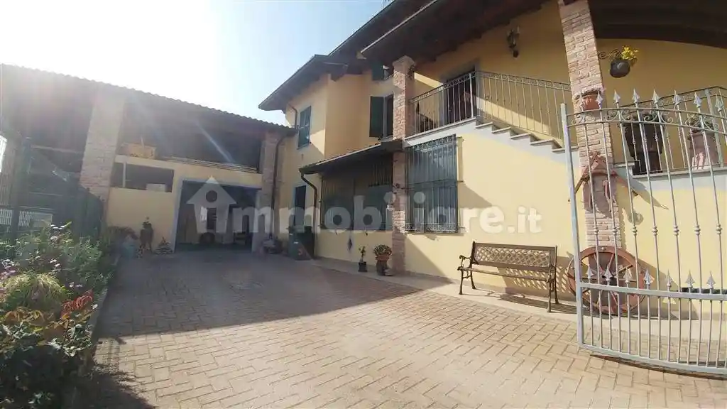 Appartamento in vendita a Sale