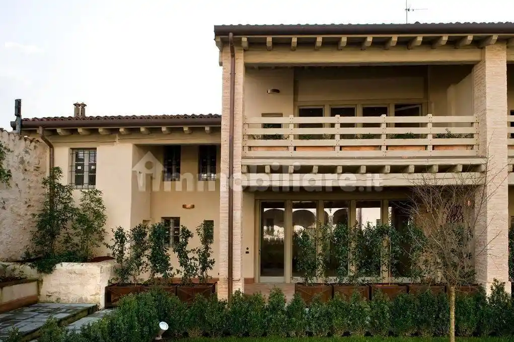 Casa indipendente in vendita a Erbusco