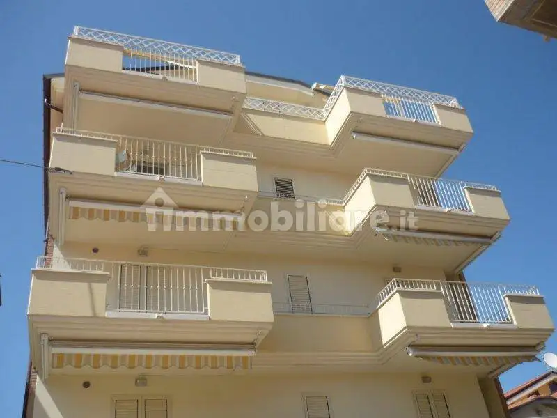 Appartamento in vendita a Alba Adriatica