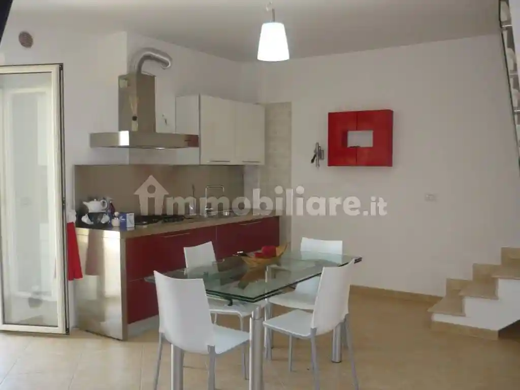 Quadrilocale via Piave 20, Lungomare Marconi, Alba Adriatica - foto 3