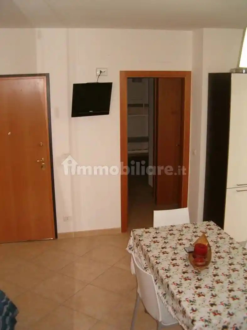 Quadrilocale via Piave 20, Lungomare Marconi, Alba Adriatica - foto 4