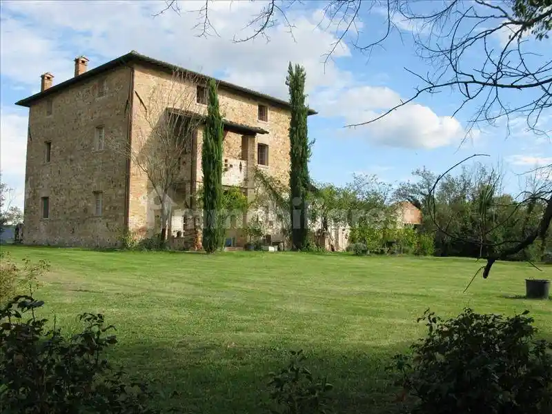 Rustico - Casale in vendita a Cetona