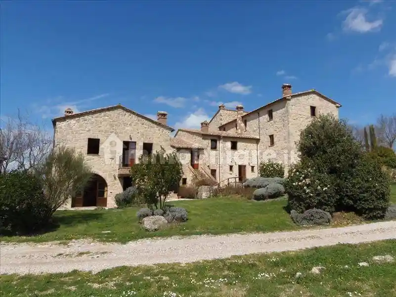 Rustico - Casale in vendita a Sarteano
