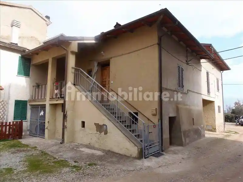 Casa indipendente in vendita a Castiglione del Lago