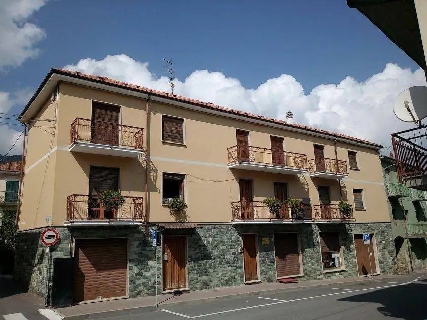 Casa indipendente in vendita a Monesiglio