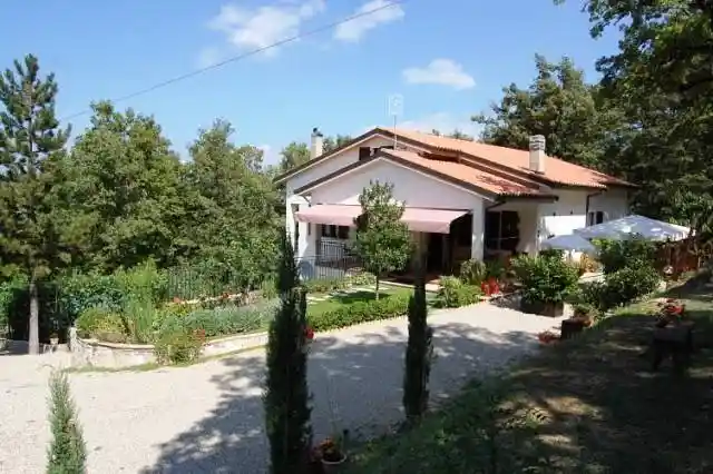 Villa in vendita a San Venanzo