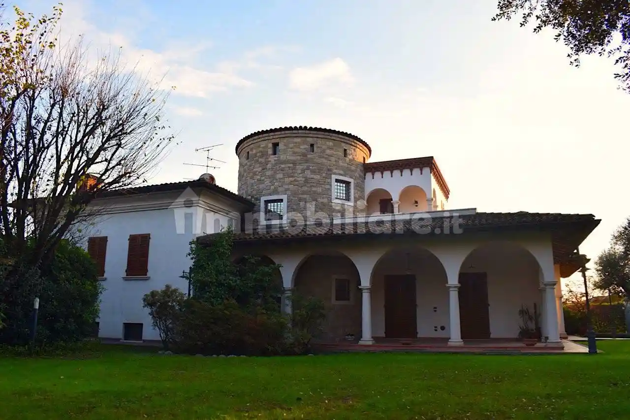 Villa in vendita a Torbole Casaglia