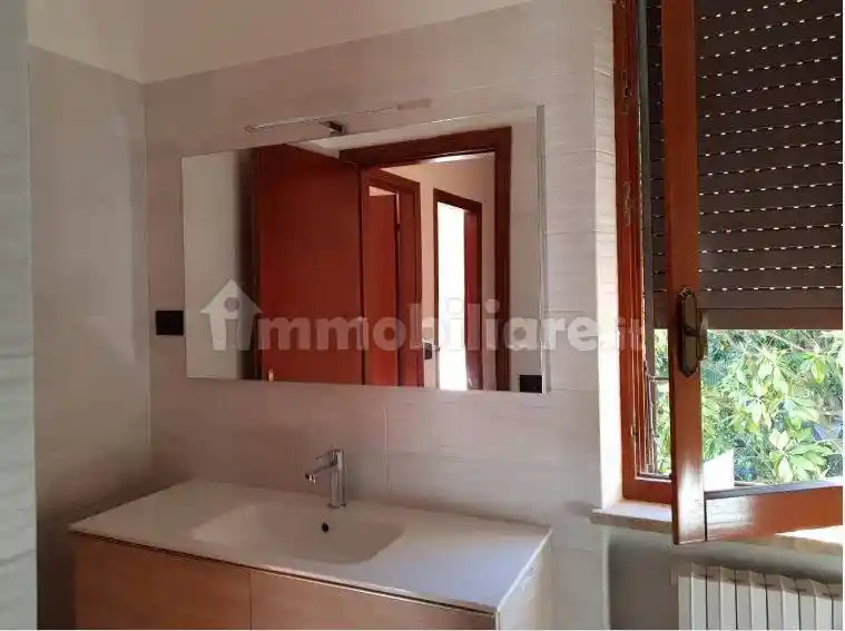 Quadrilocale via Martiri della Resistenza 26, Monsano - foto 4