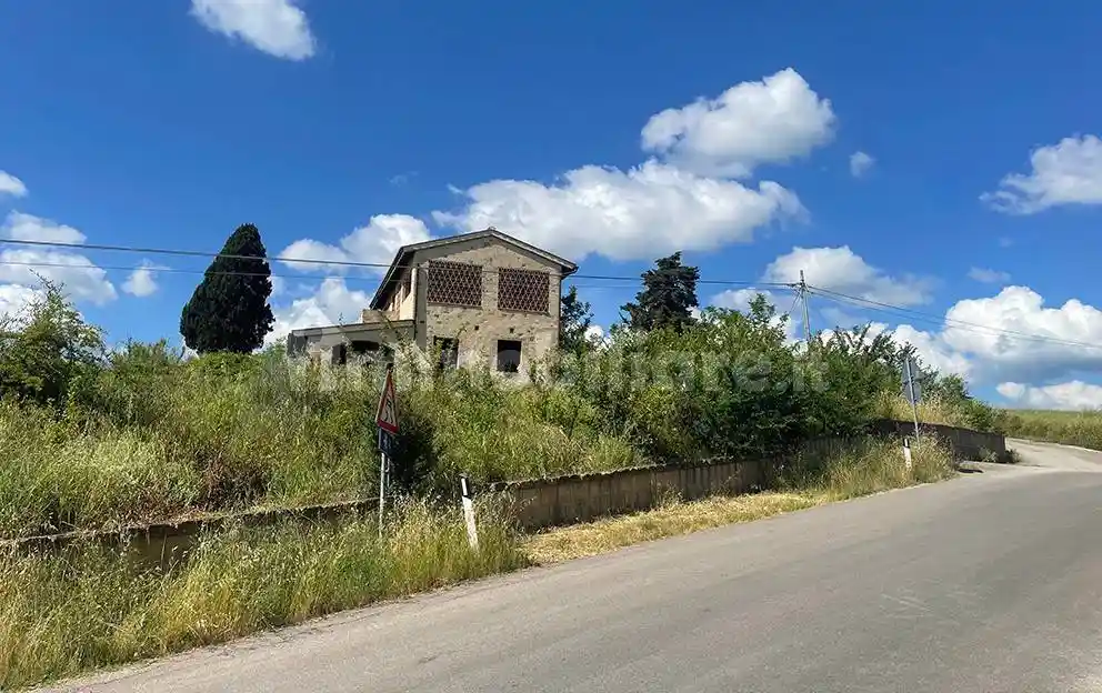 Rustico - Casale in vendita a Poggibonsi