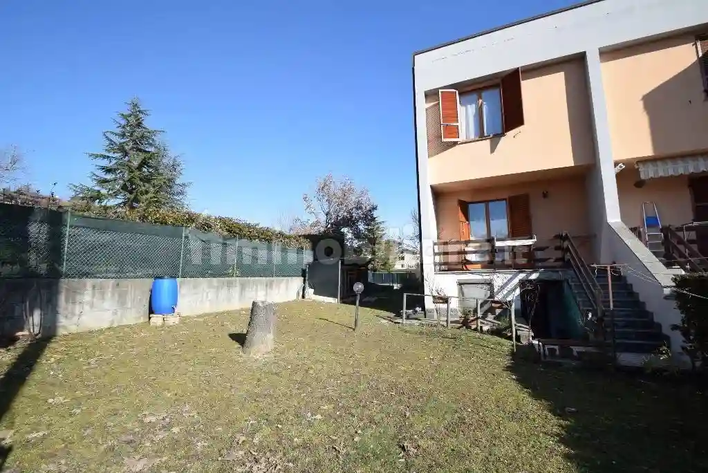 Villetta a schiera - foto 2