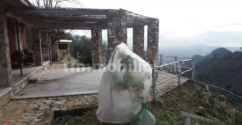 Villa in vendita a Pietrasanta