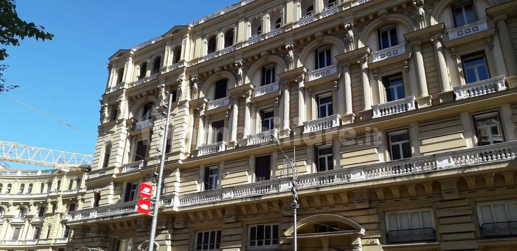 Appartamento in vendita a Napoli