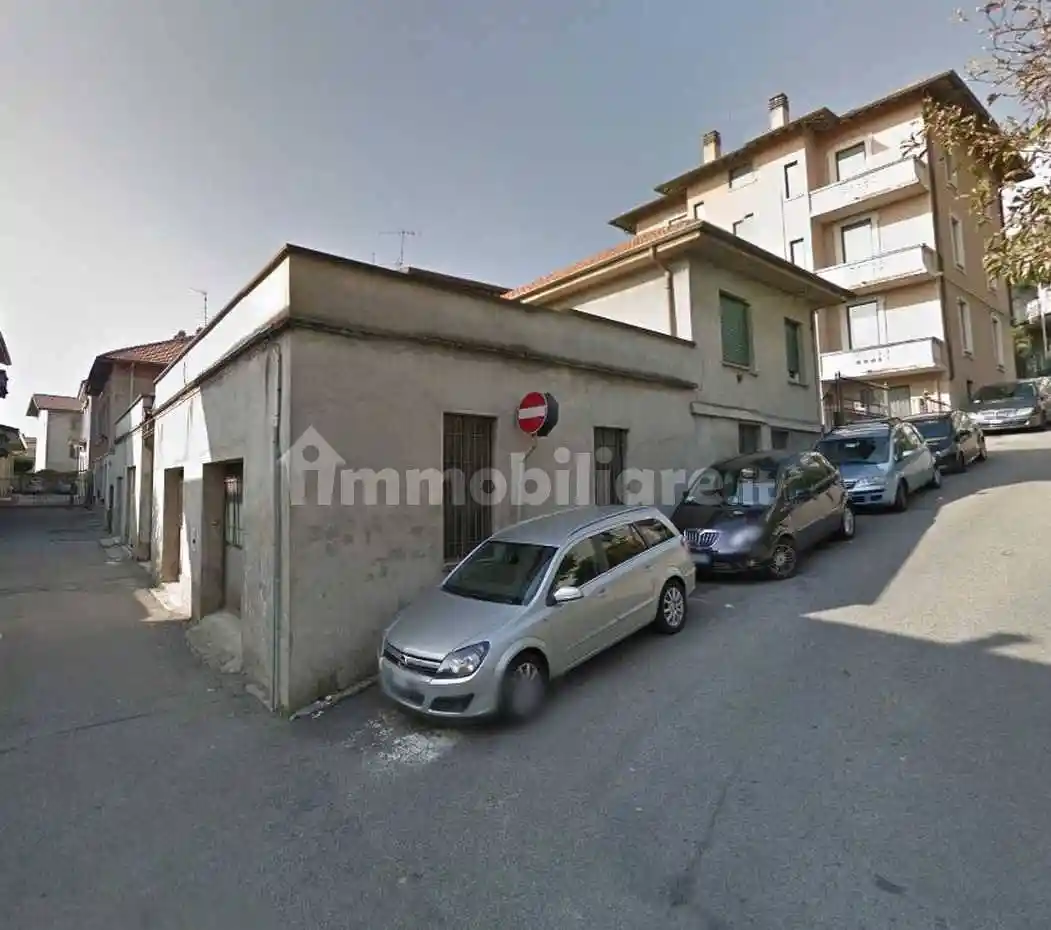 Palazzo - Edificio in vendita a Cantù