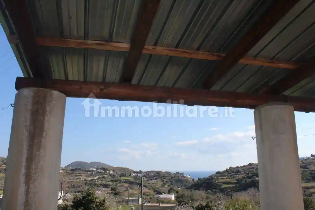 Casa indipendente in vendita a Lipari