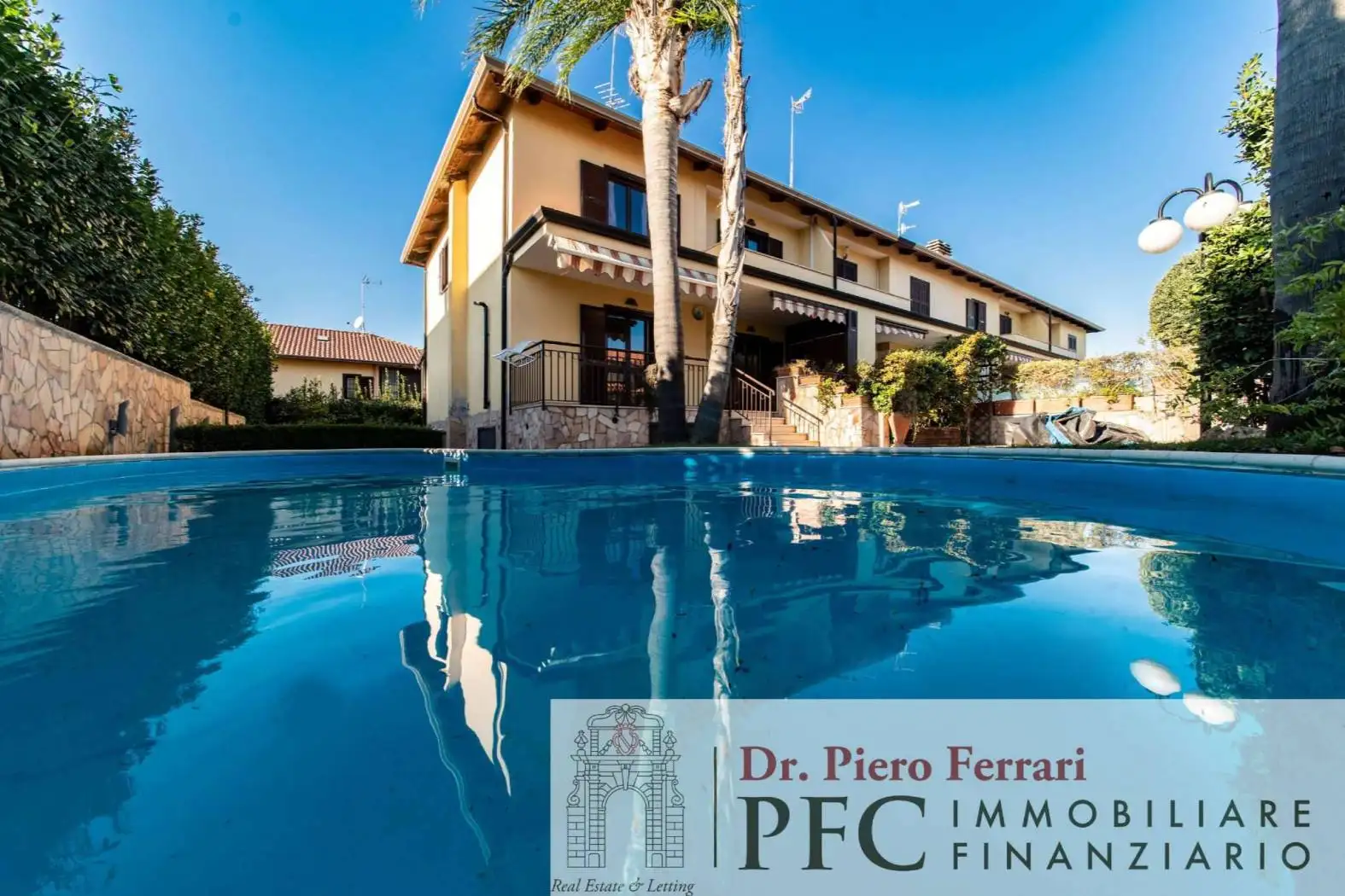 Villa in vendita a Giugliano in Campania