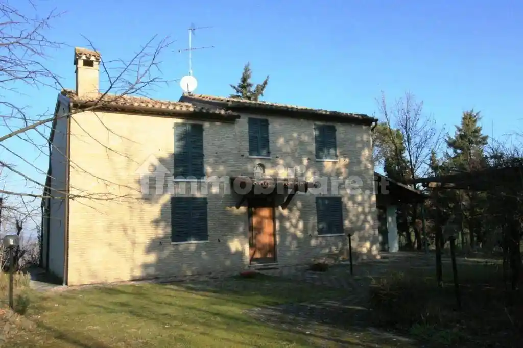 Rustico - Casale in vendita a Mondavio