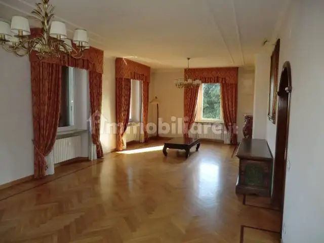 Appartamento in affitto a Merate