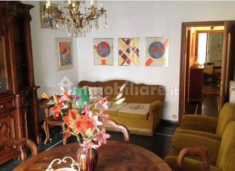 Appartamento in vendita a Genova
