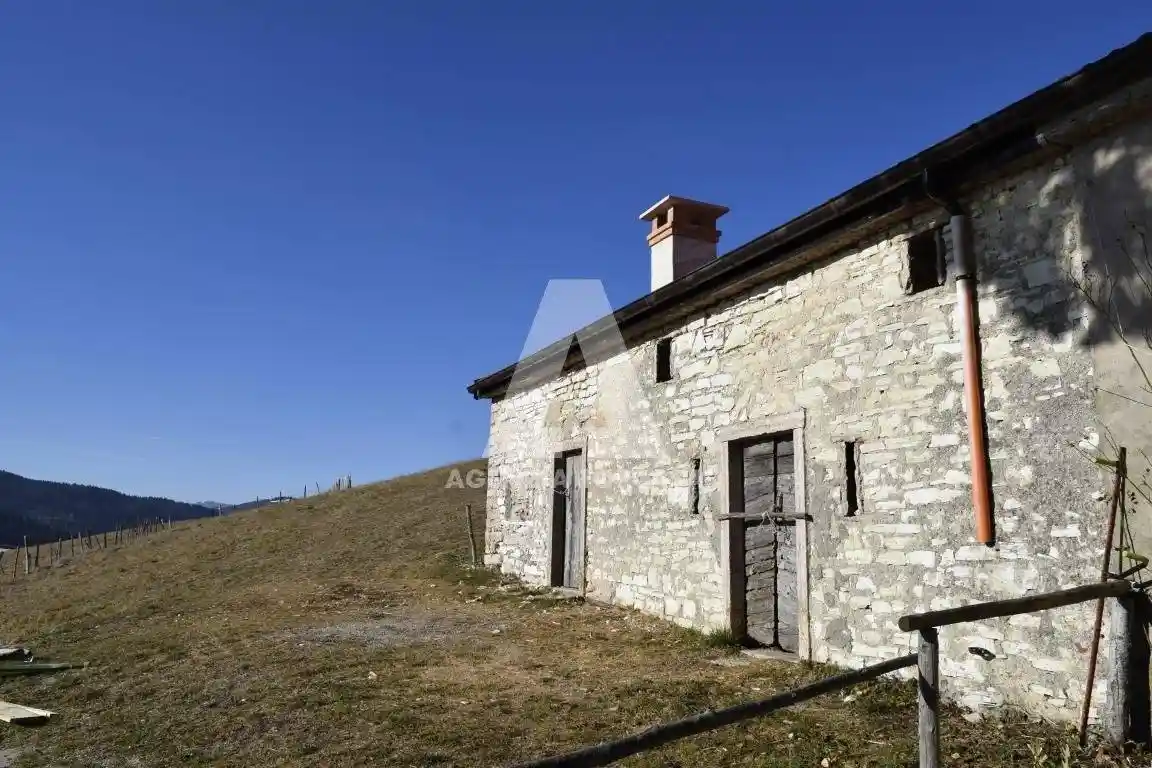 Rustico - Casale in vendita a Lusiana Conco