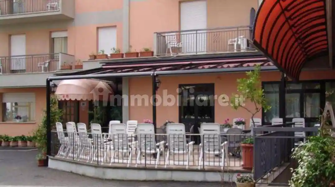 Palazzo - Edificio in vendita a Chianciano Terme