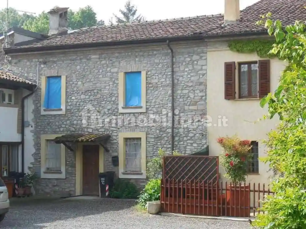 Rustico - Casale in vendita a Rivergaro