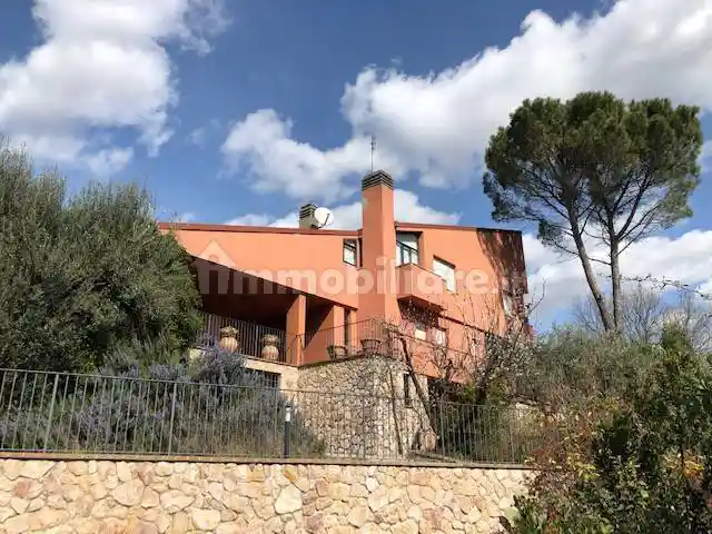 Villa in vendita a Perugia