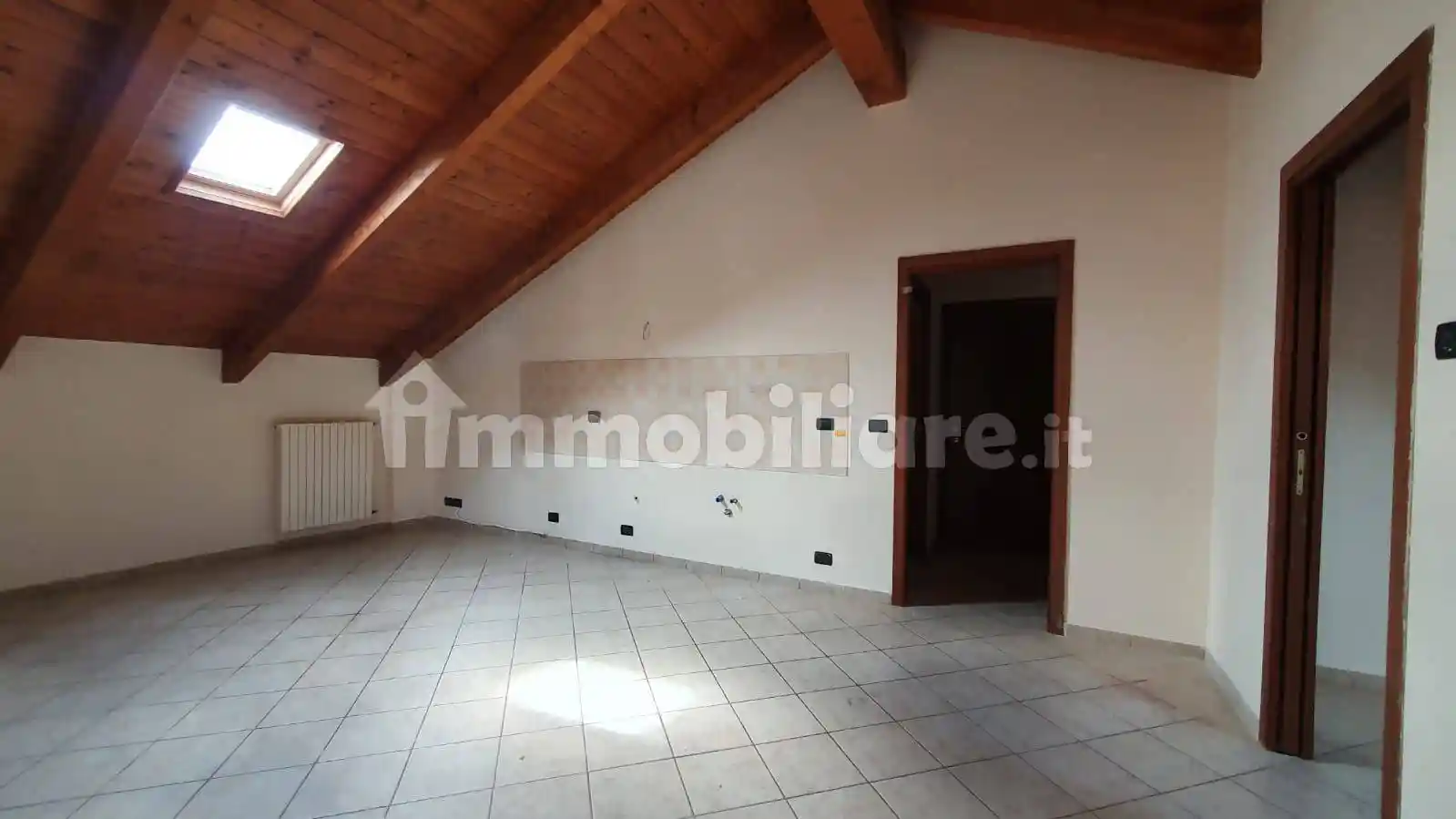 Mansarda via Pasta 6, Centro, Buttigliera d'Asti - foto 4