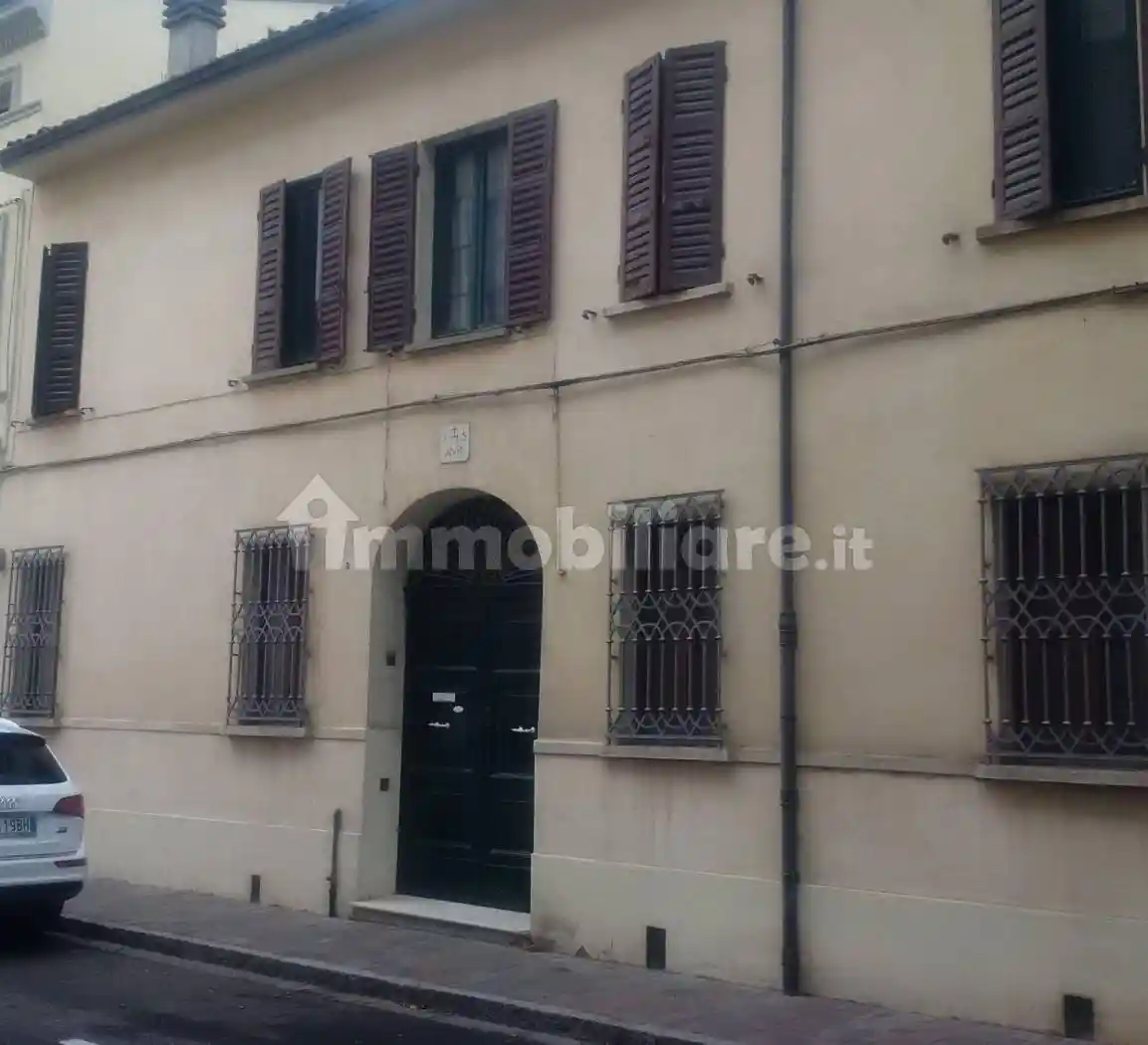 Palazzo - Edificio in vendita a Ravenna