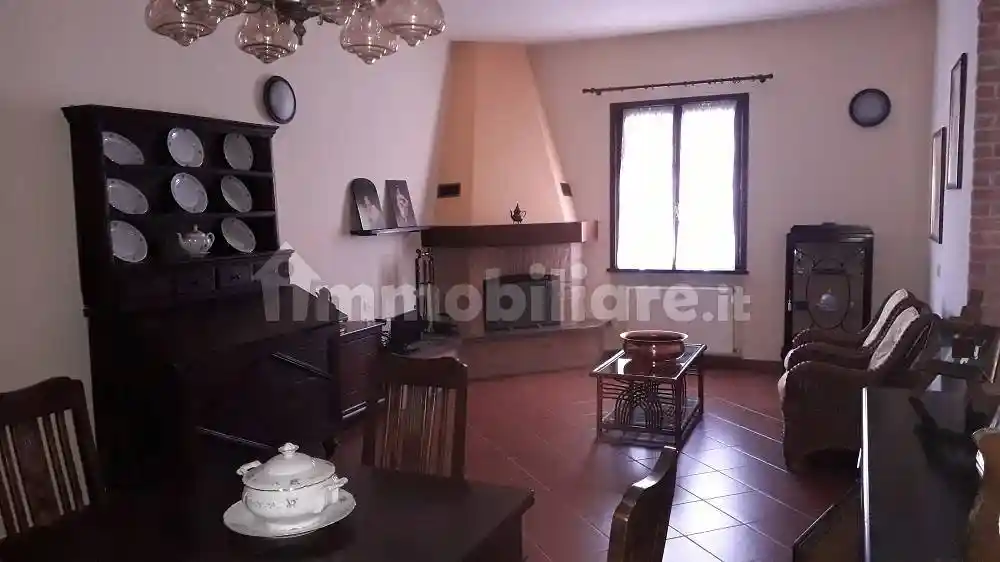 Terratetto unifamiliare 450 m², buono stato, I Vaccari, Piacenza - foto 4