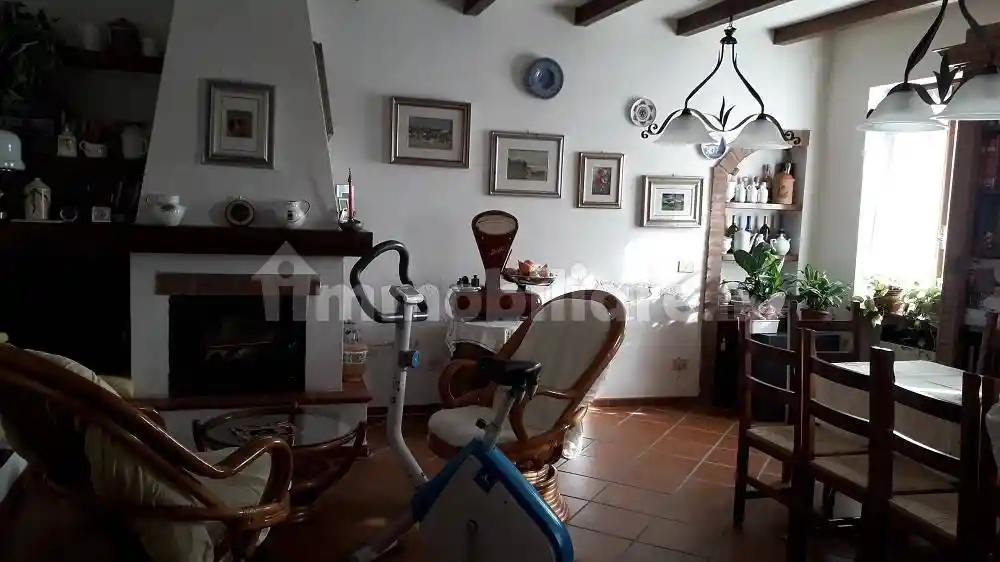 Terratetto unifamiliare 450 m², buono stato, I Vaccari, Piacenza - foto 5