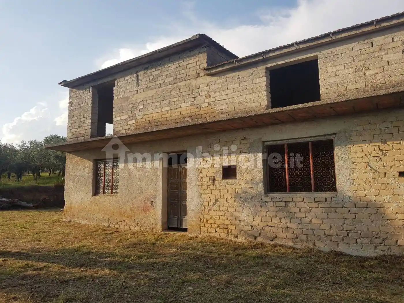 Rustico - Casale in vendita a Cervaro