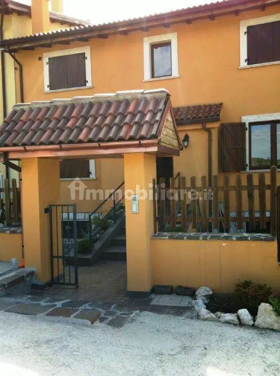 Villetta a schiera in vendita a Rocca di Mezzo