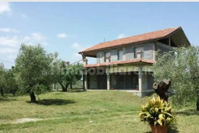 Villa in vendita a Moricone