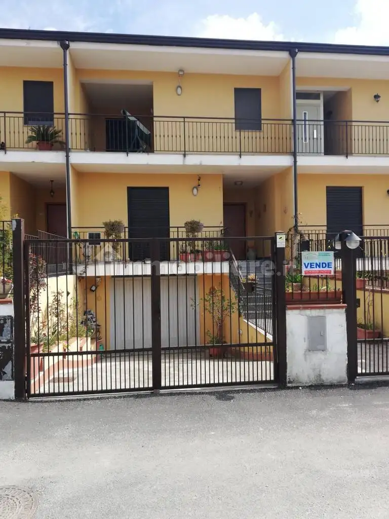 Villetta a schiera in vendita a Castel Campagnano