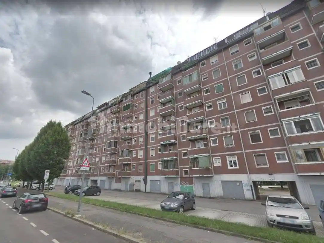 Appartamento all'asta via Enrico De Nicola 30, Milano - foto 4