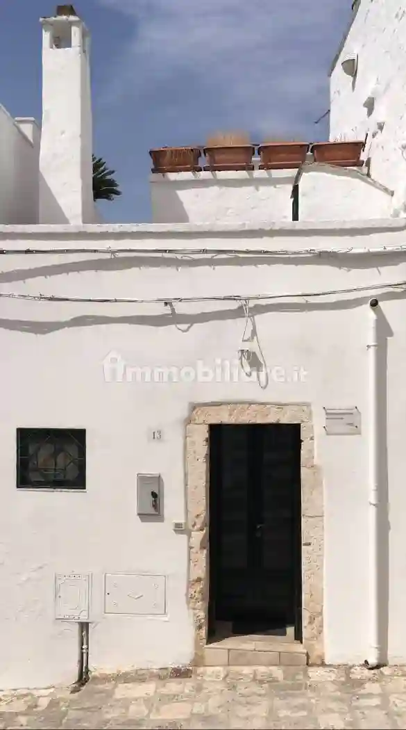 Terratetto unifamiliare Vico Balsamo De Landria 13, Centro Storico, Ostuni - foto 4