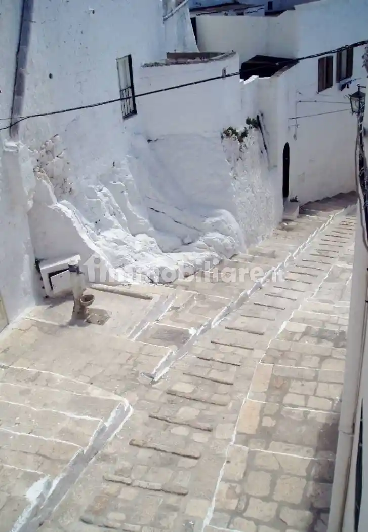 Terratetto unifamiliare Vico Balsamo De Landria 13, Centro Storico, Ostuni - foto 4